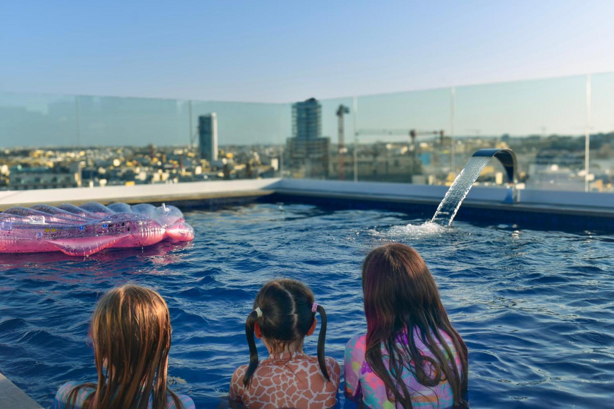 Apartmán 101 Moroni By Cast Renting Gzira Exteriér fotografie